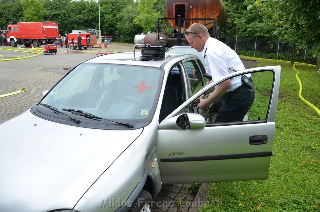 Tag der Offenen Tuer BF Koeln Weidenpesch Scheibenstr P278.JPG